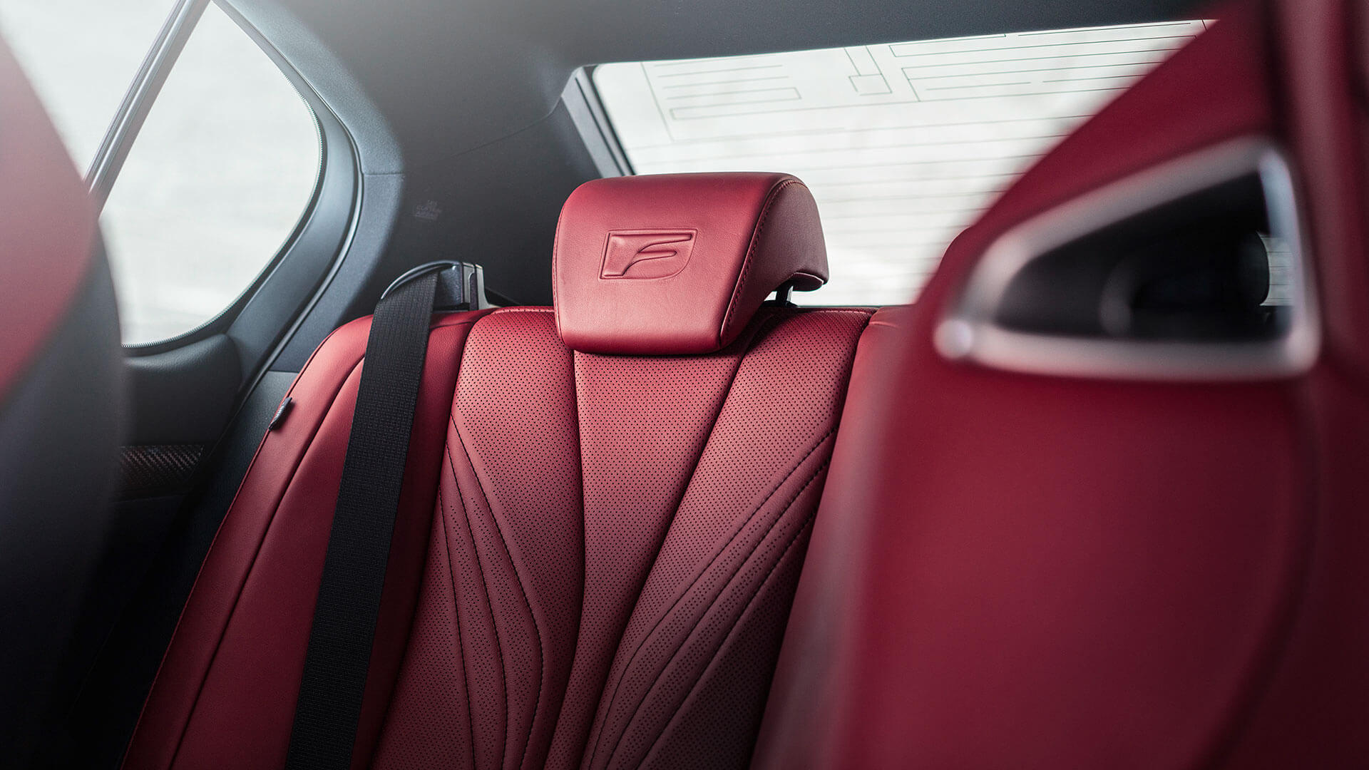 2017 lexus gs f gallery 006 interior
