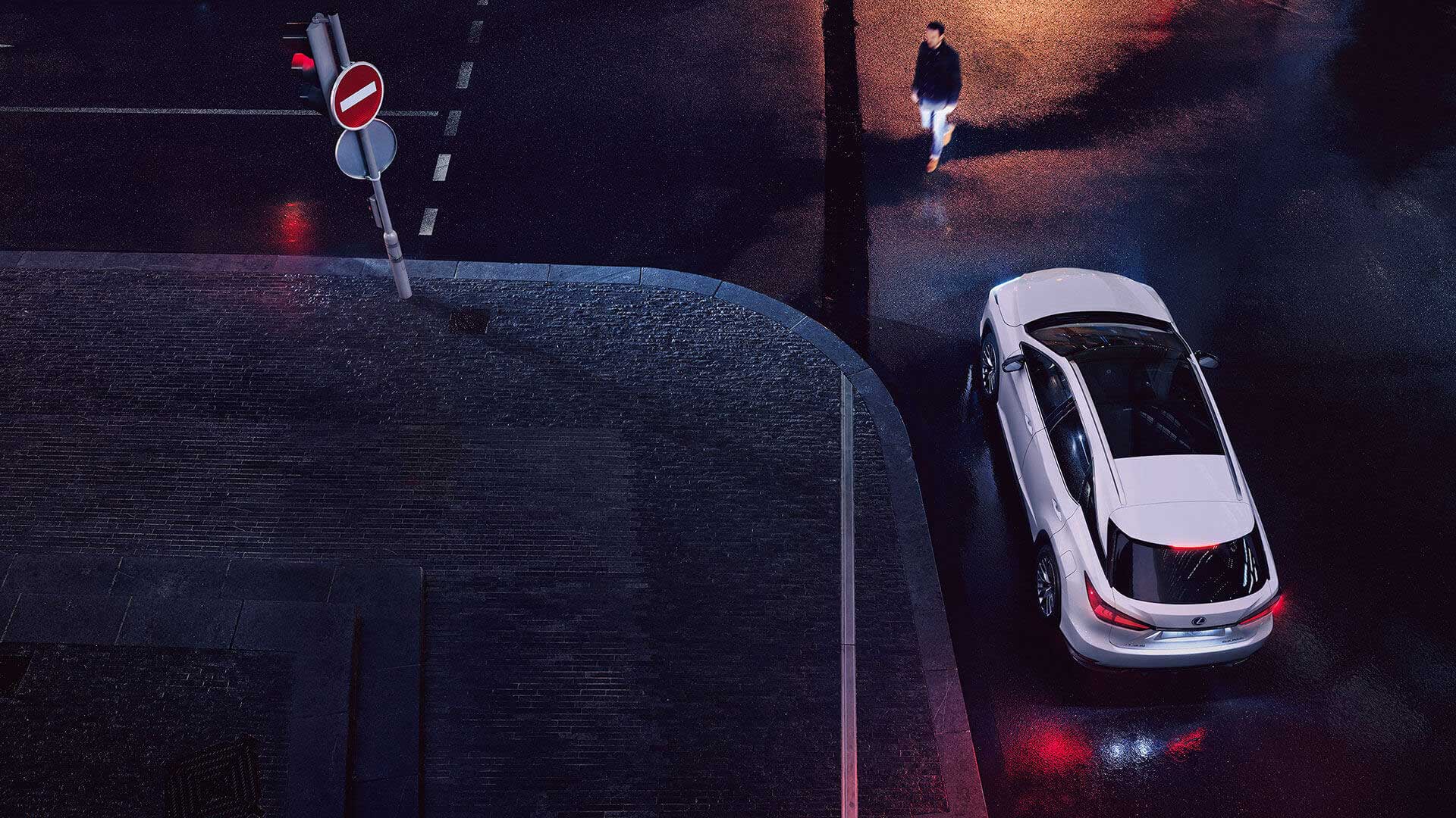 Lexus RX 450h Hybrid 2019 bei Nacht