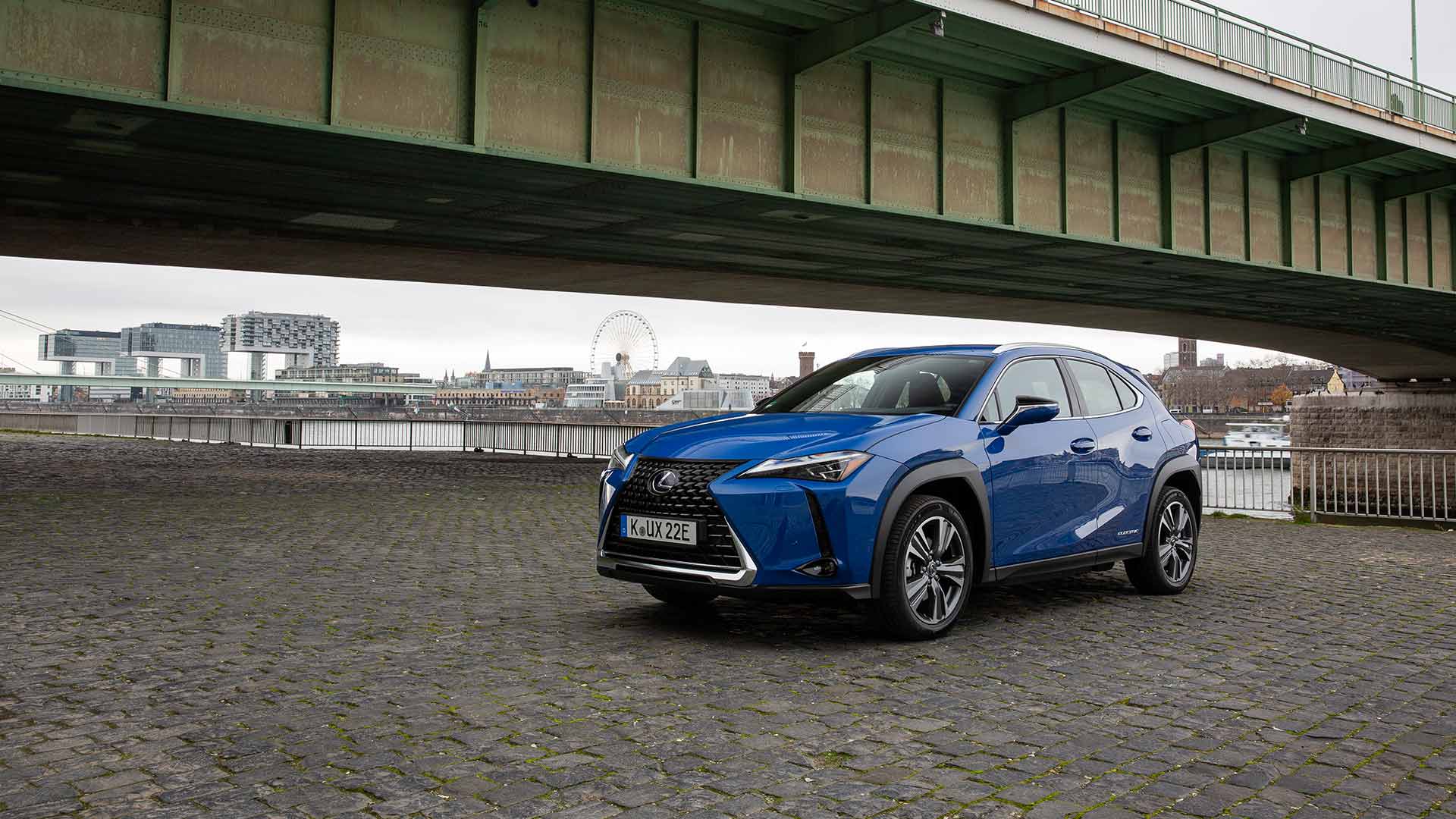 Lexus UX300e Deutschlandpremiere Longbody Image 6 1920x1080px