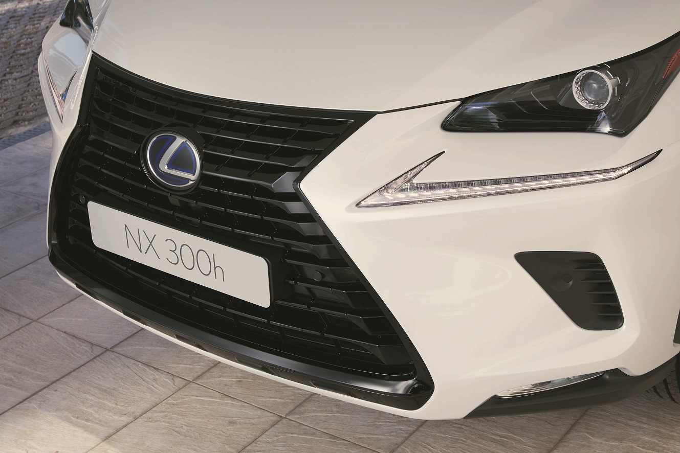 2018 NX300HSPORT DETAILS 0O6A1694