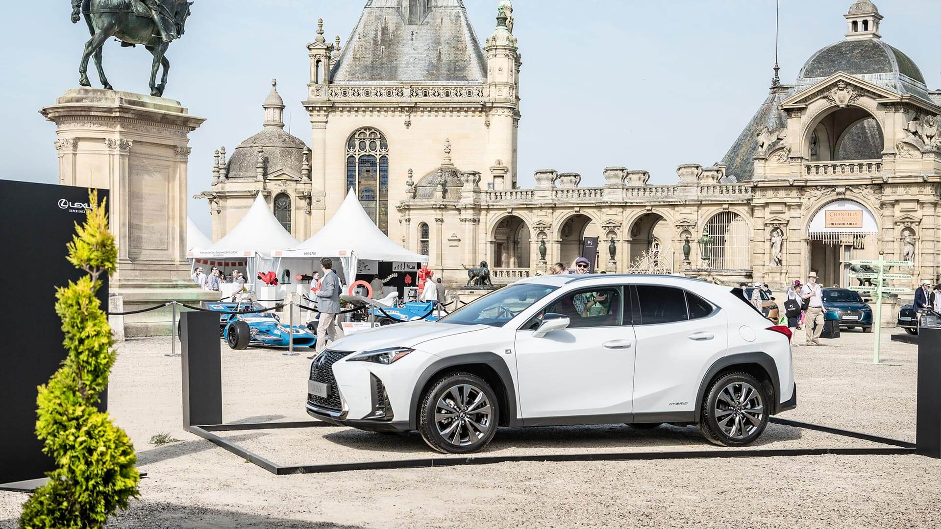LexusUXArtCar14