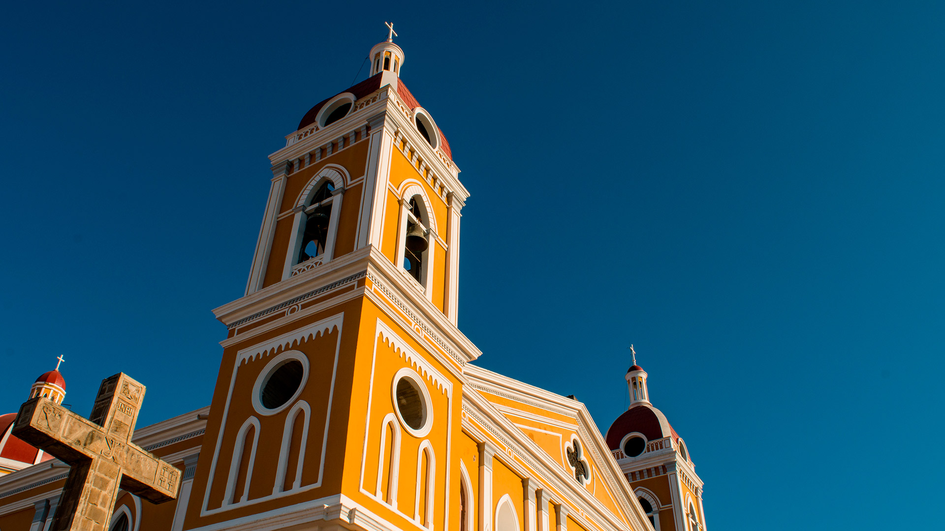 Granada nicaragüense hero asset