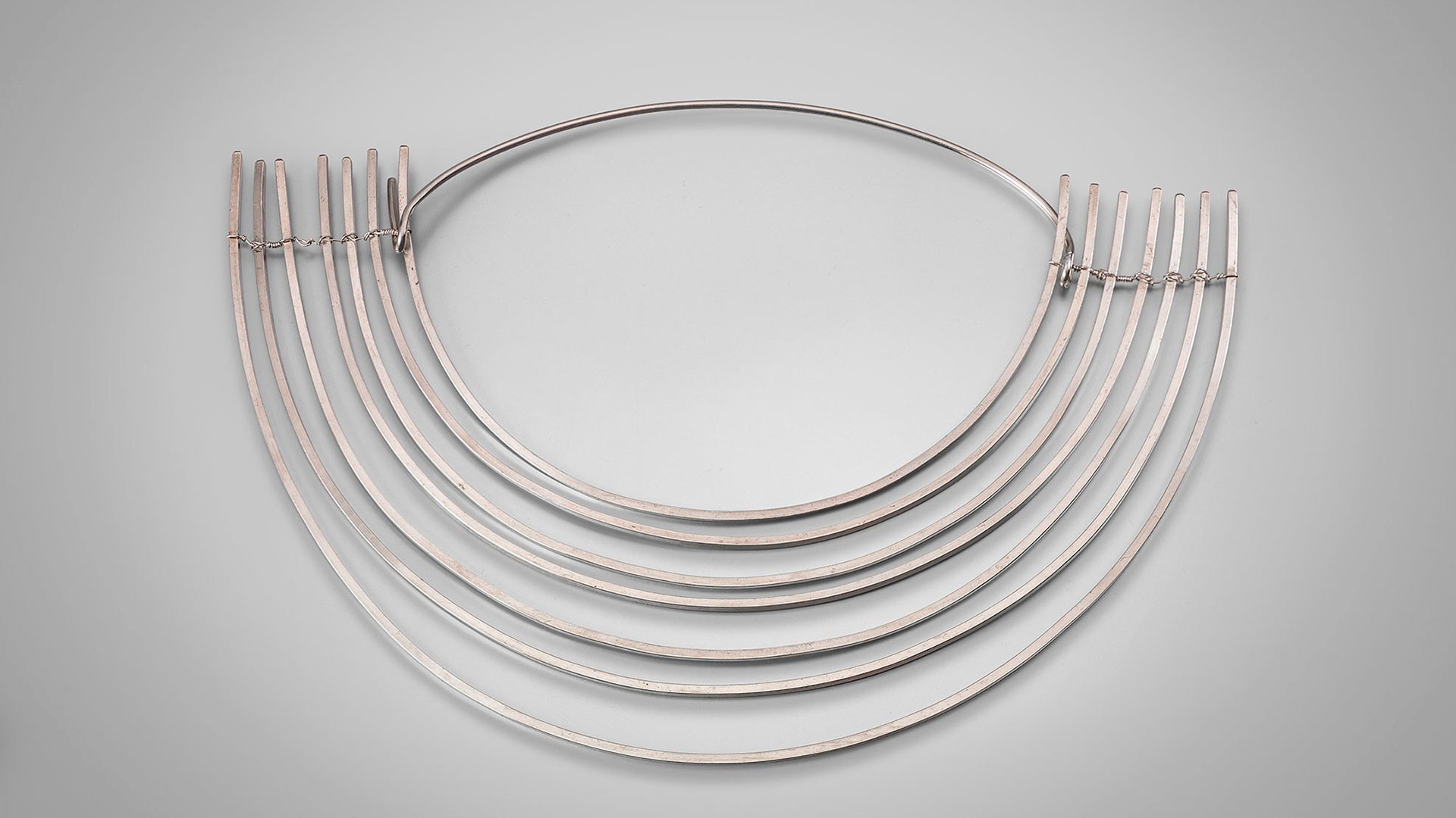 Joyas Calder hero asset