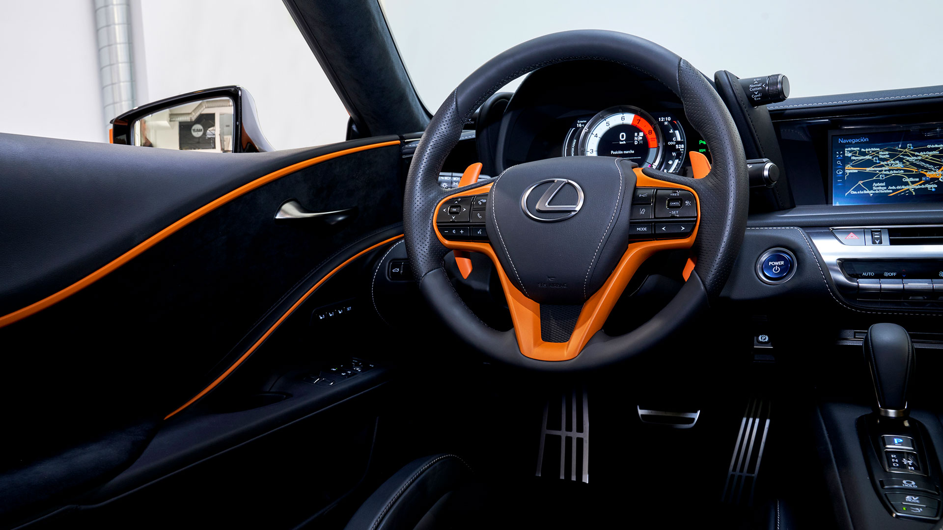 Imagen del LC 500h Matte Prototype