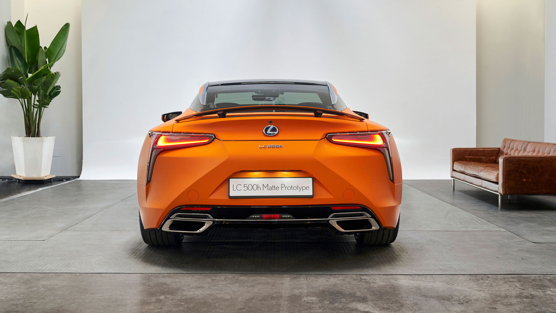 Imagen del LC 500h Matte Prototype