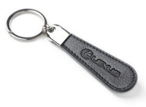 LLAVERO DE PIEL LEXUS