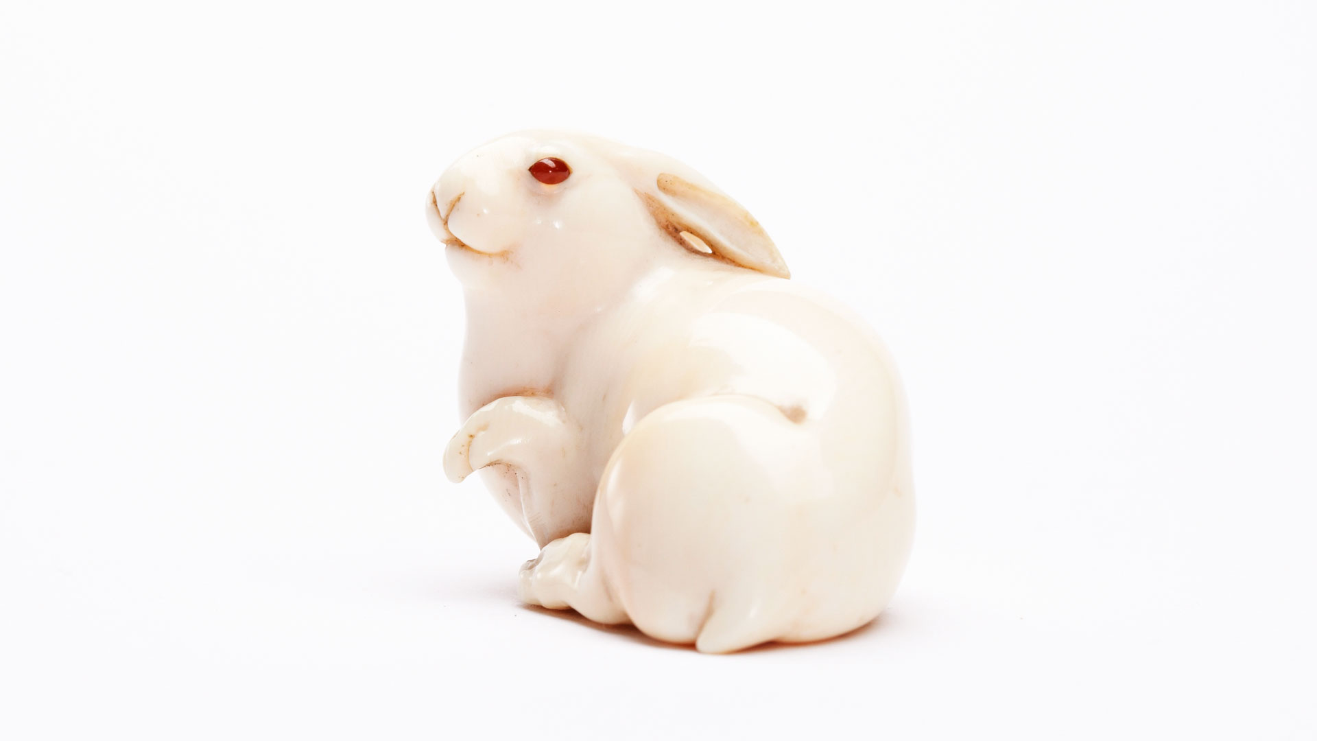 Hariko y netsuke hero asset
