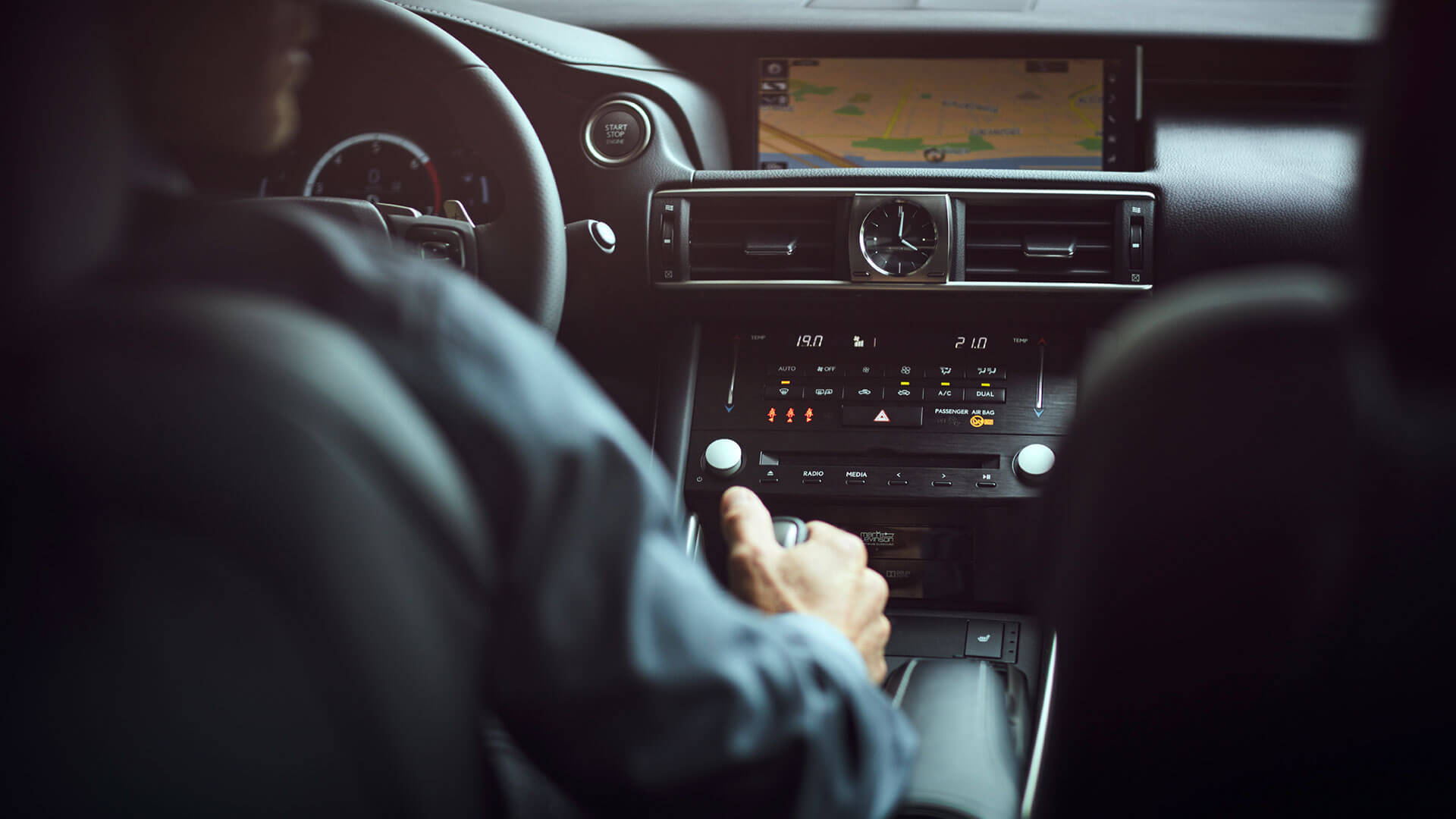 2017 lexus is gallery 018 lifestyle