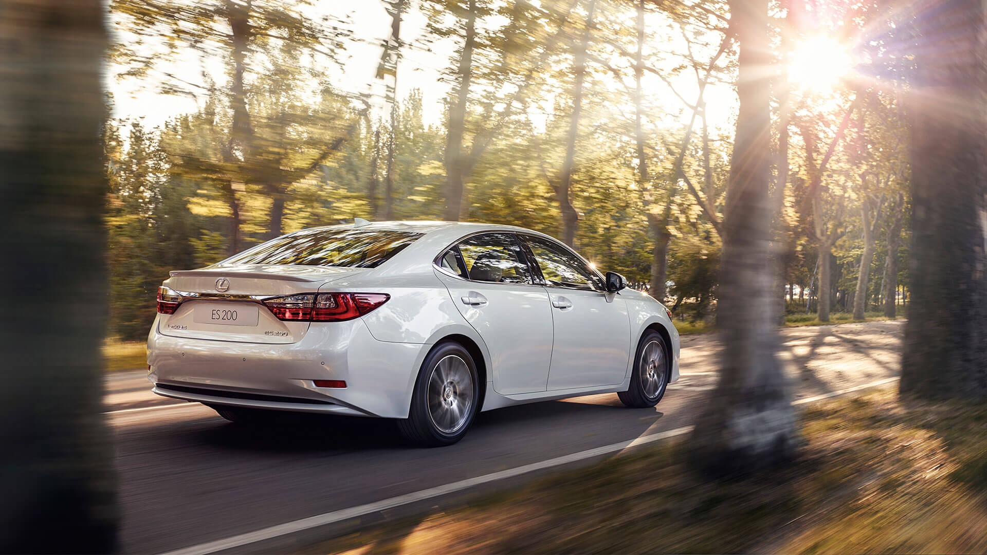 2017 lexus es gallery 007 exterior