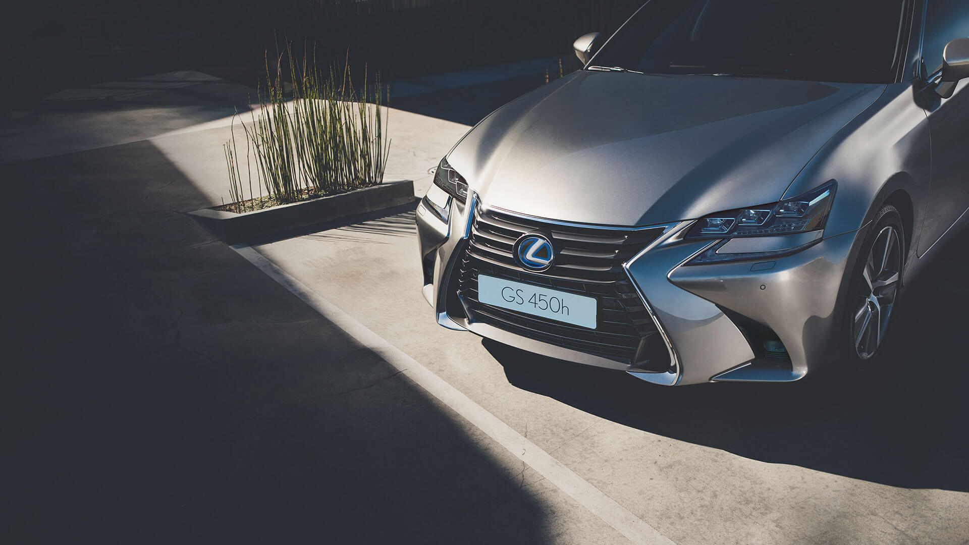 2017 lexus gs gallery 014 exterior