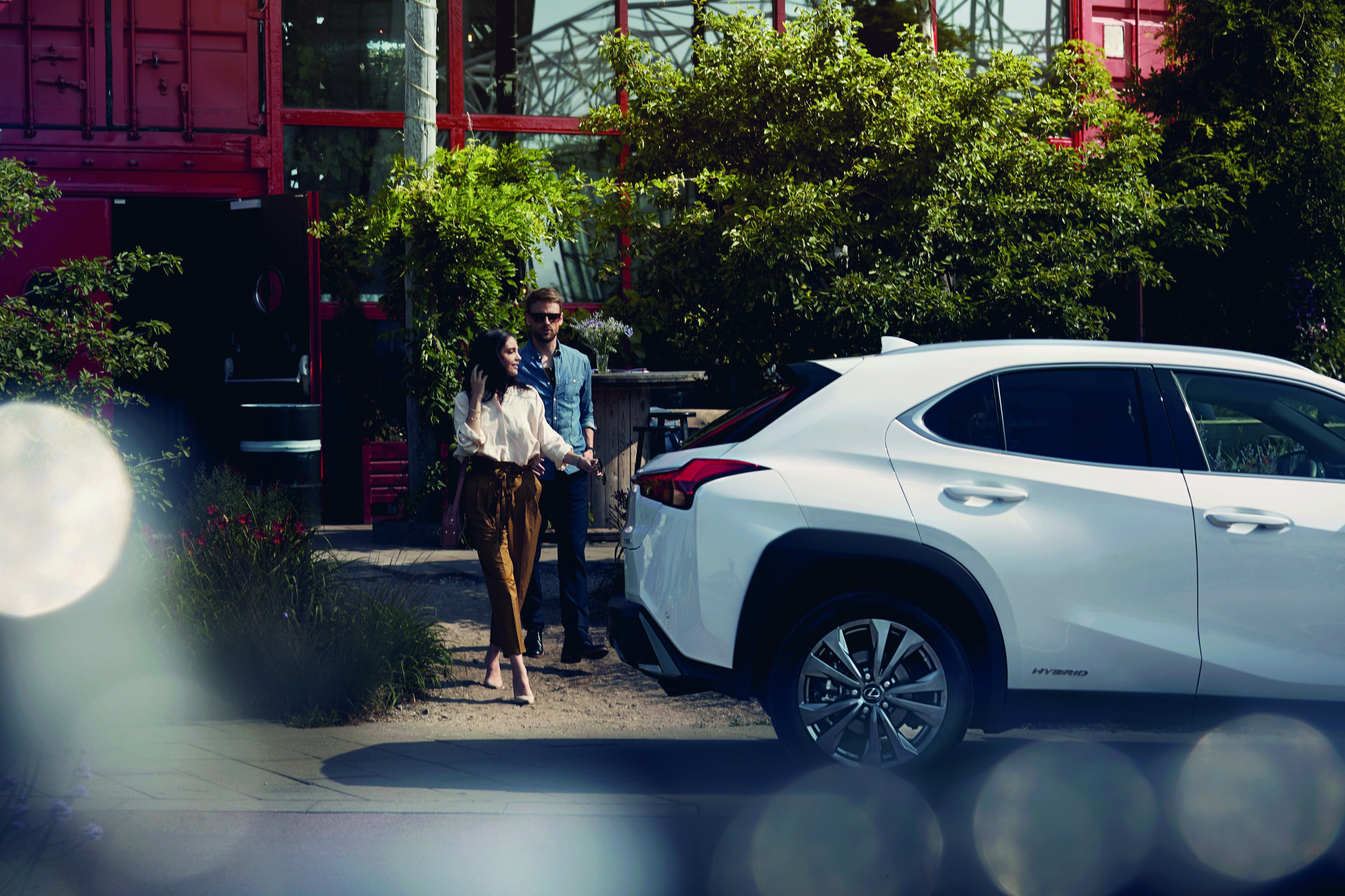 2019 lexus ux 300e hero 1920x1920v2