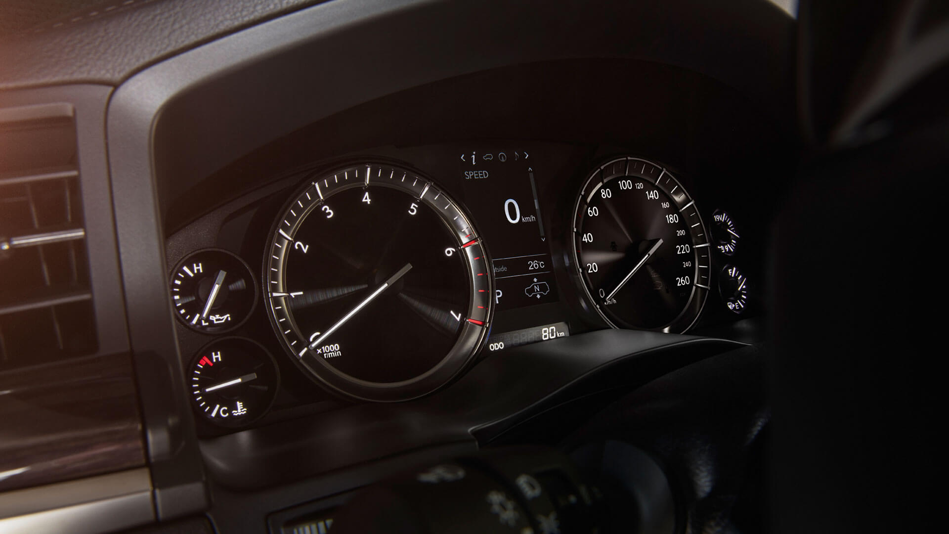 2017 lexus lx gallery 011 interior
