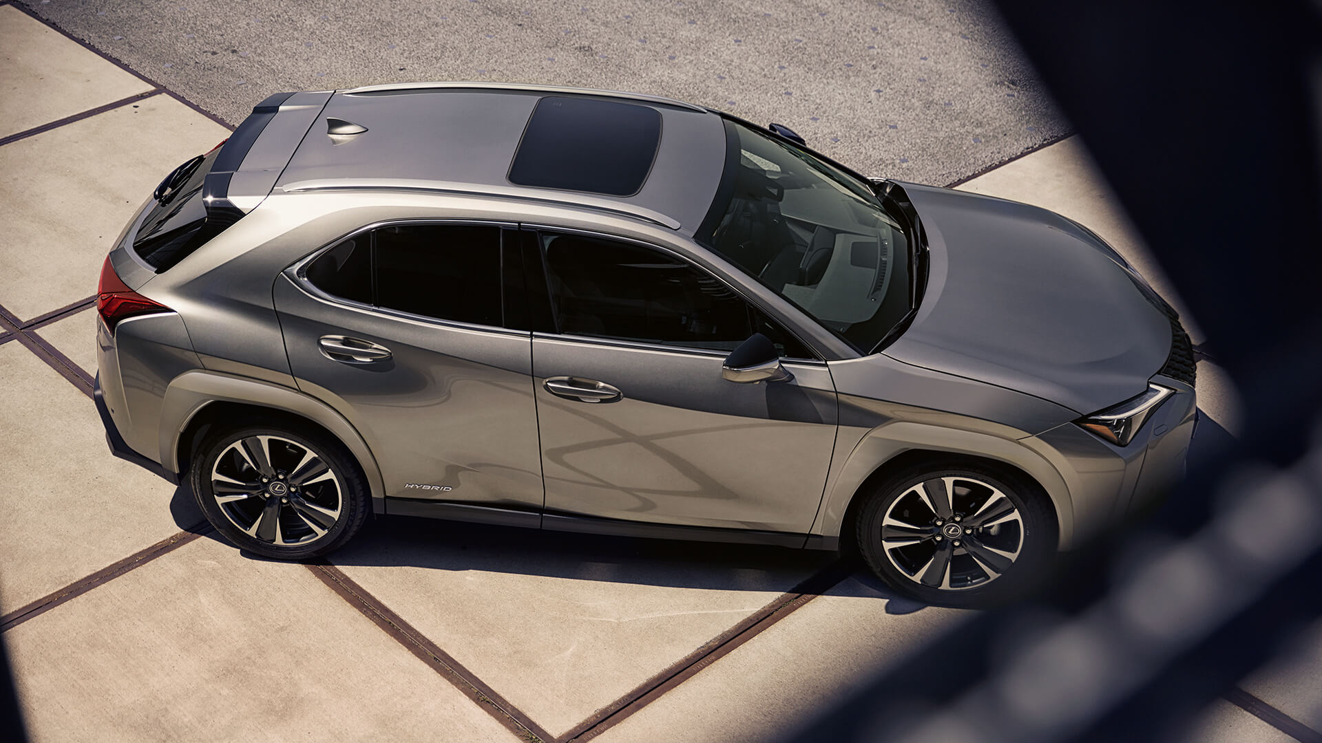 2022 lexus ux gallery exterior 04