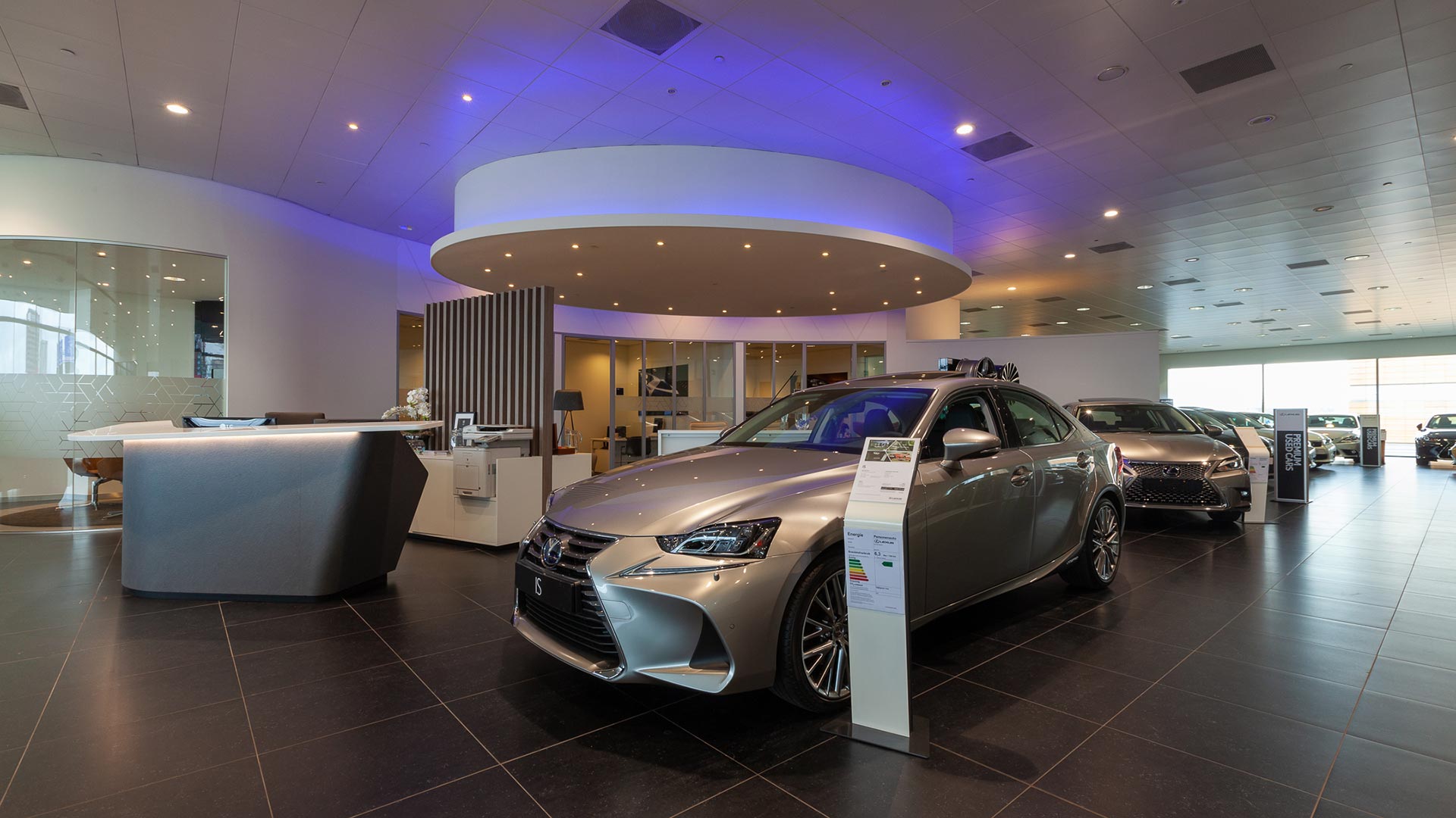 Showroom van Lexus Amsterdam