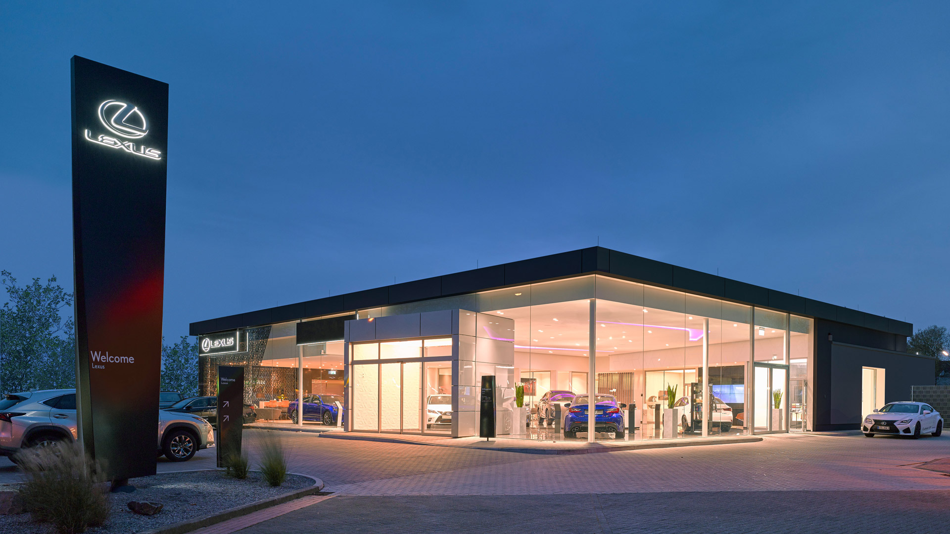Lexus dealer pand