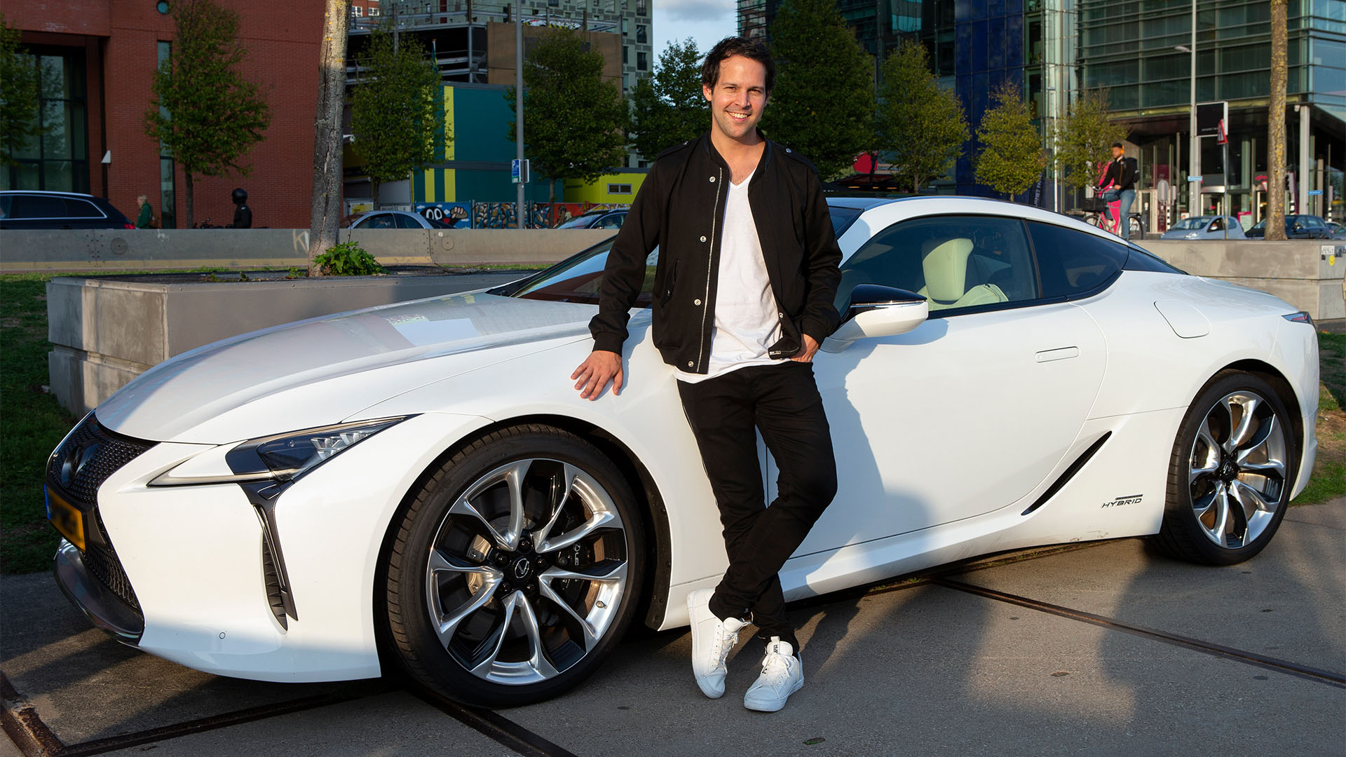 bijzondere lexus voor victor mids