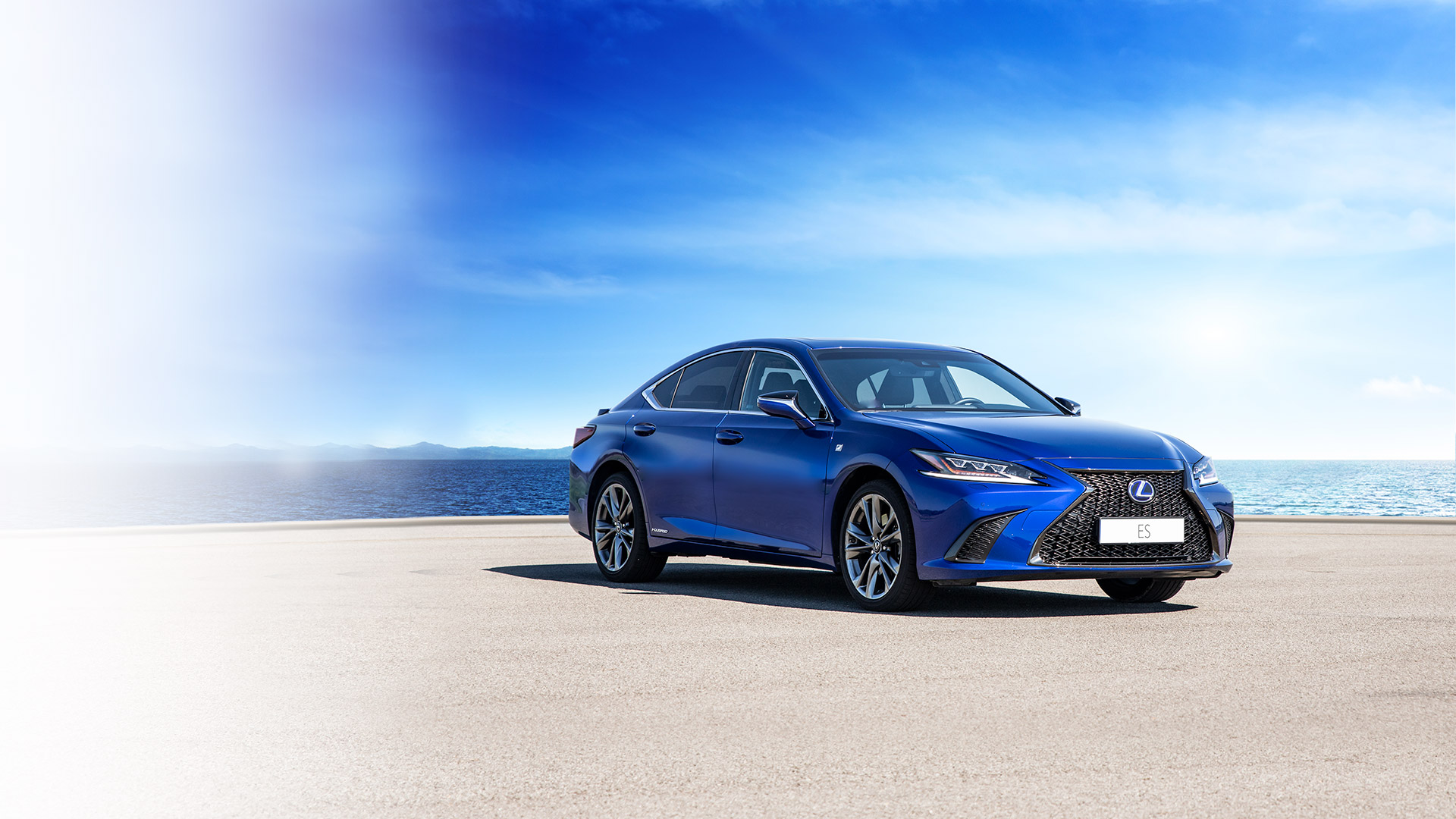 2019 lexus es hybrid hero