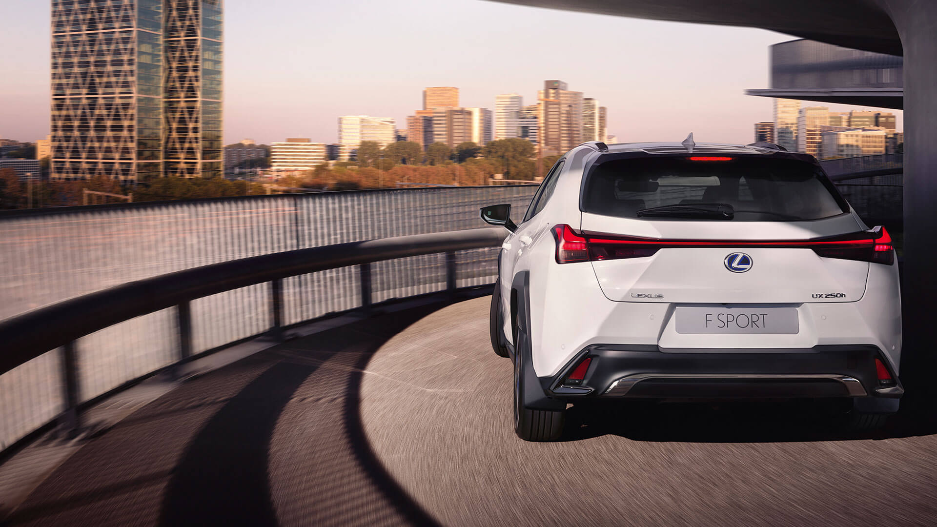 2018 lexus ux ru gallery 08