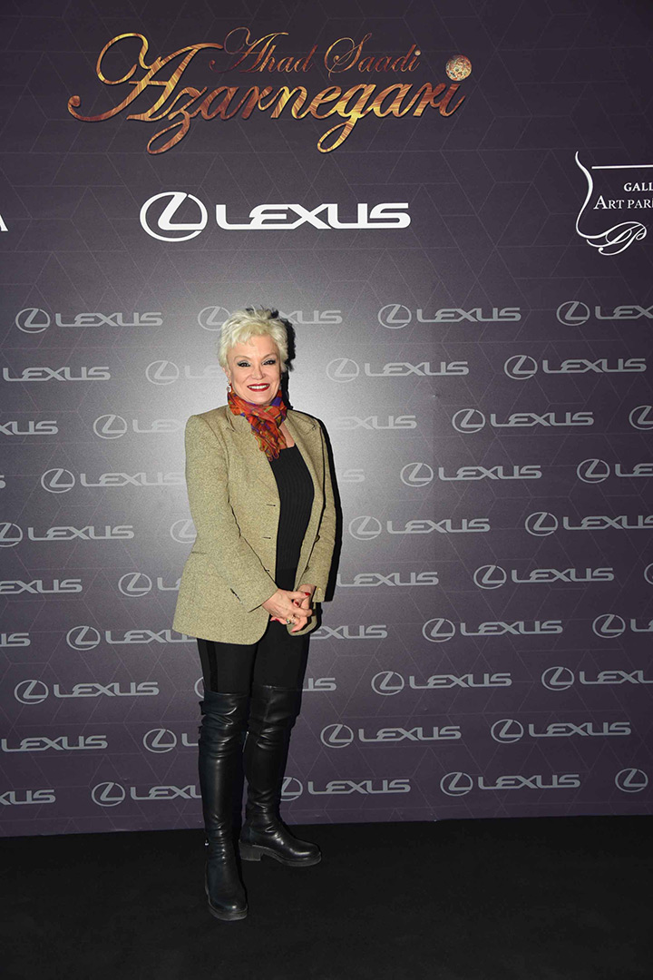lexus dolmabahcede azarnegari eserinin lansmani yapildi gallery05