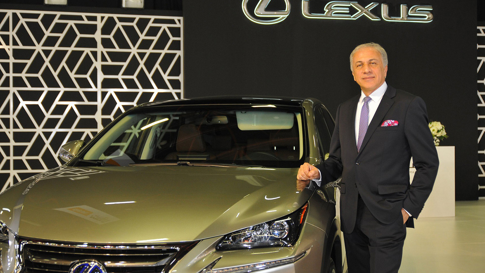 Lexus Antalya Otoshow gallery04 1920x1080 v2