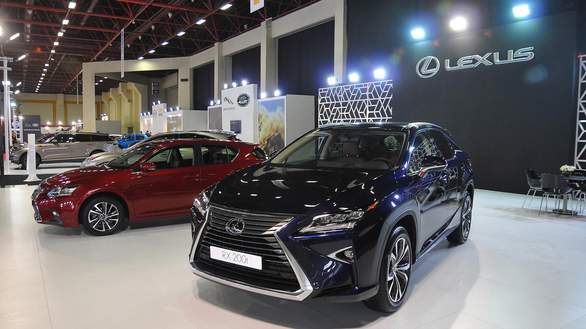 Lexus Antalya Otoshow gallery05 1920x1080 v2
