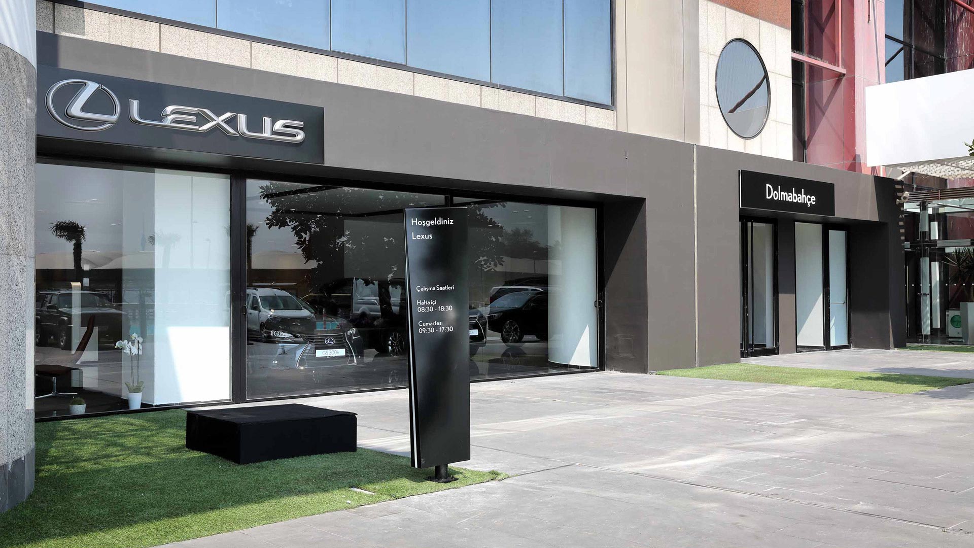 Lexus Dolmabahce Showroom gallery02 v2