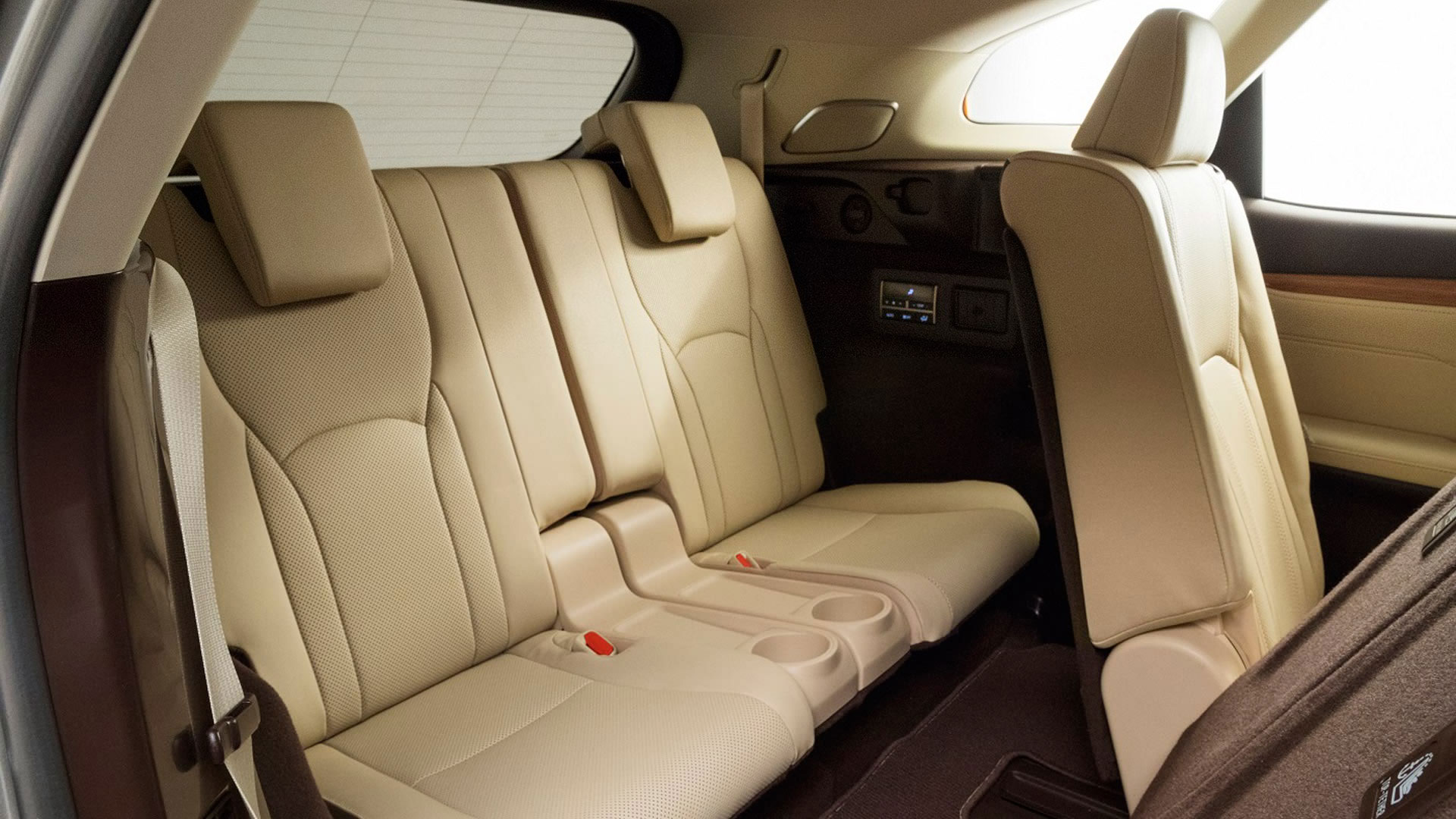 Lexus RX L gallery03 1920x1080 v2