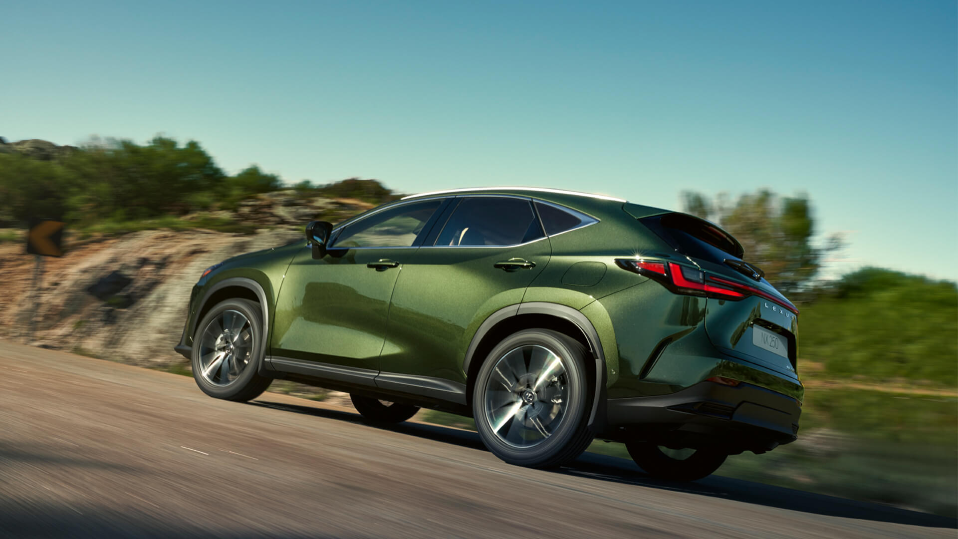 Новий Lexus NX